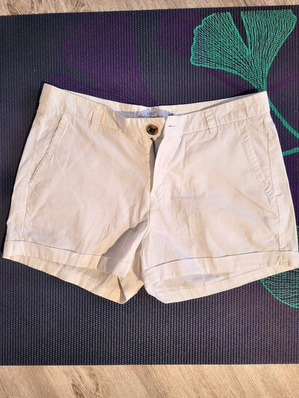 Lilly Pulitzer Women's High Waist Shorts White Size 14 NWT